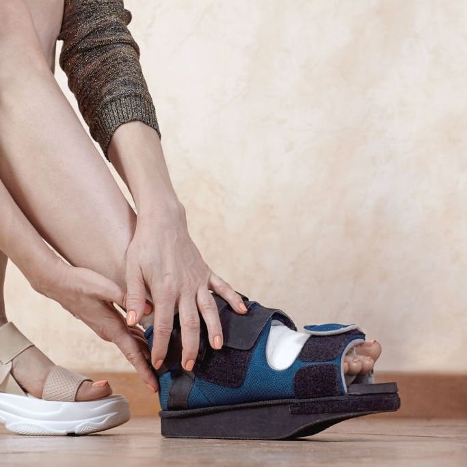 Фото: Кому необходима лечебная ортопедическая обувь и как ее получить?